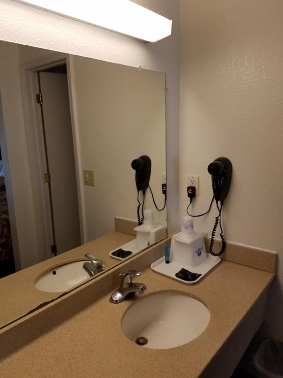 Indy Southwestern Inn-South Indianapolis Bagian luar foto