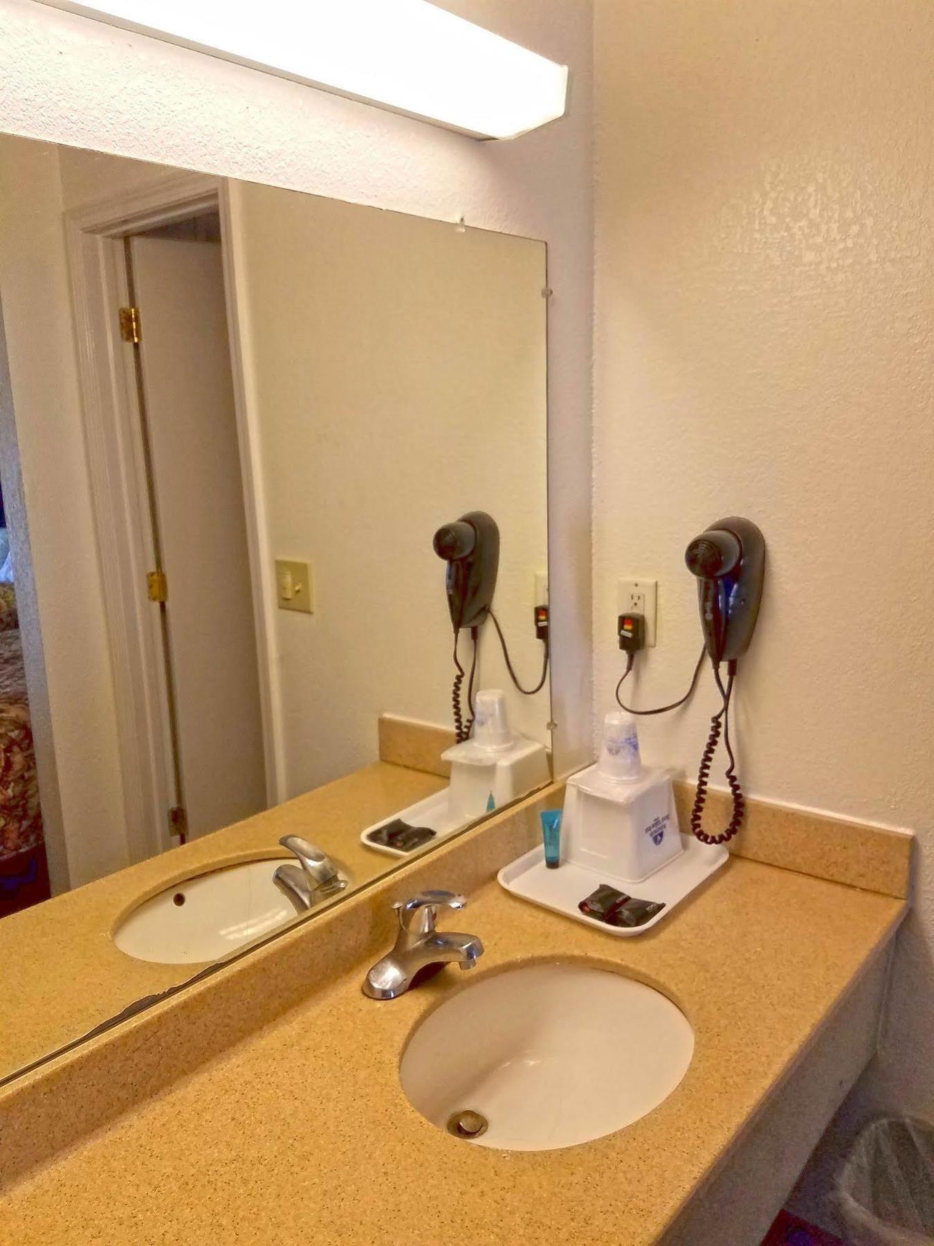 Indy Southwestern Inn-South Indianapolis Bagian luar foto